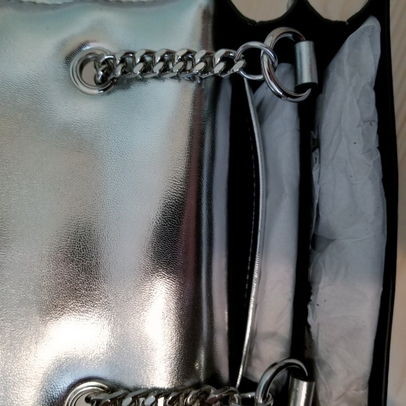 French connection quilted silver crossbody - Picture 4 of 6